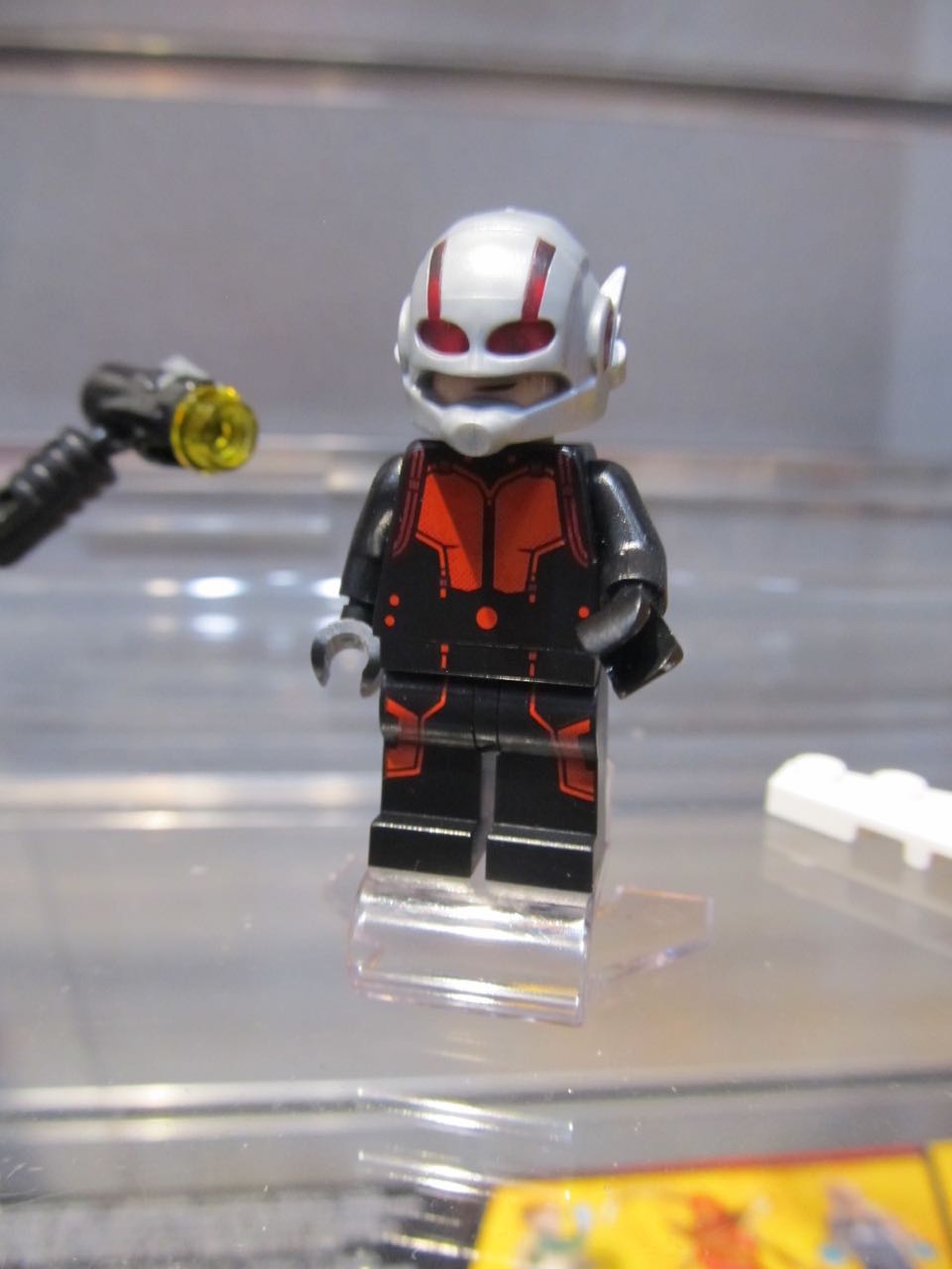 lego-antman-2.jpg